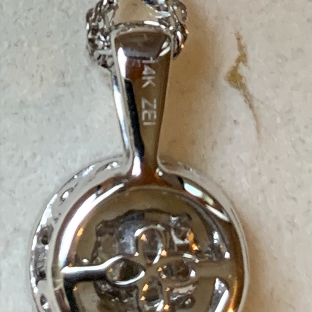 Diamonds in Rhythm 1/2 ct tw Necklace 14k
White Gold - Picture 6 of 8